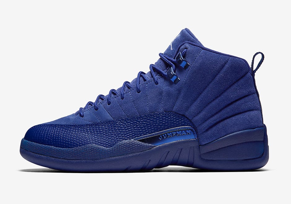 Tenisky Nike Air Jordan 12 v královsky modré barvě