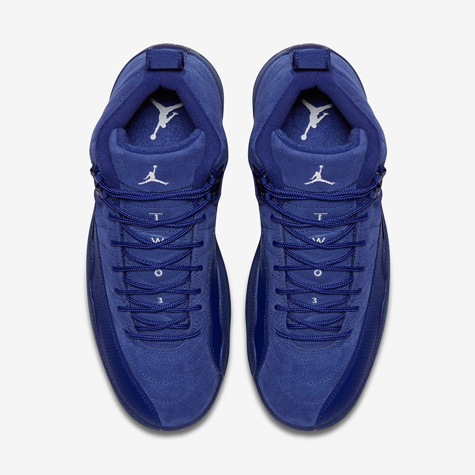 Tenisky Nike Air Jordan 12 v královsky modré barvě
