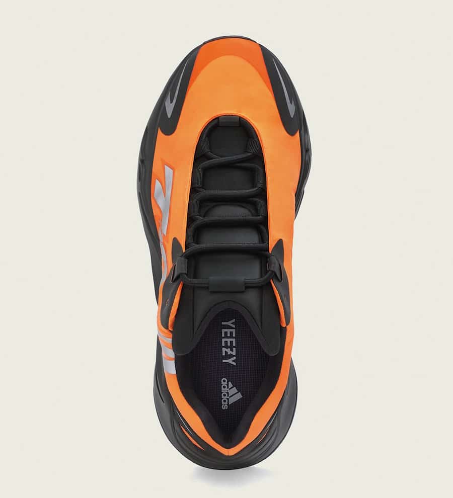 Tenisky adidas Yeezy Boost 700 MNVN Orange