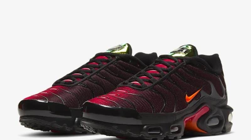 Tenisky Nike Air Max Plus v červeno černé barevné kombinaci