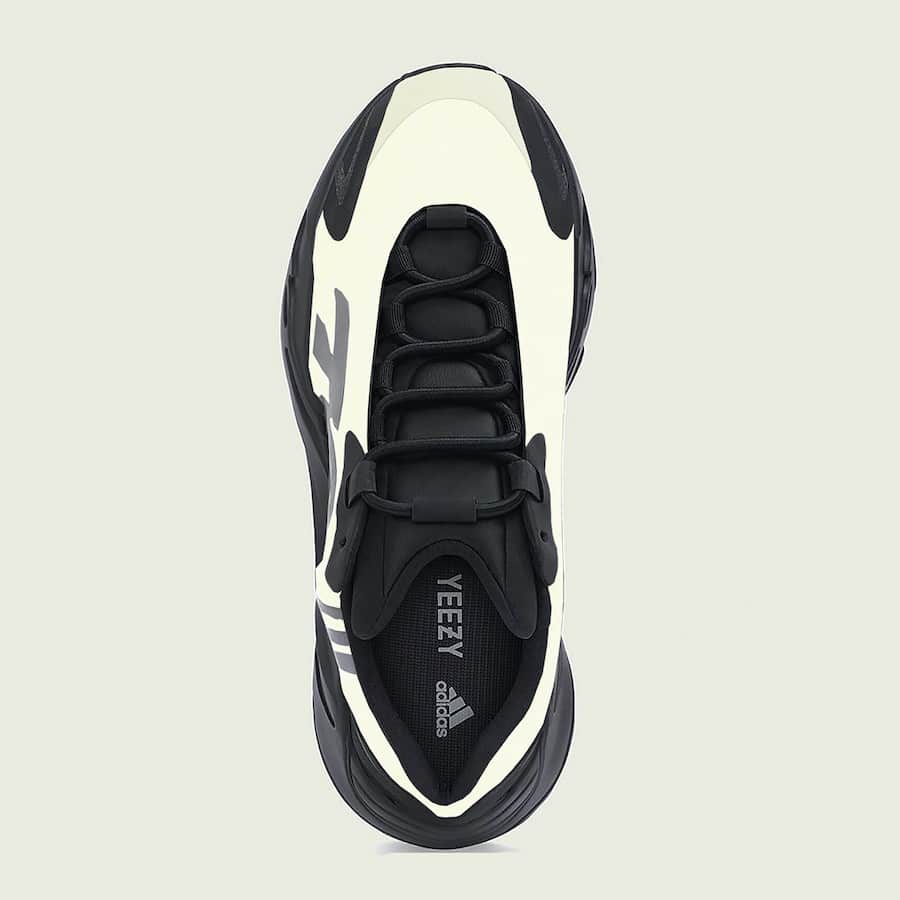 Tenisky adidas Yeezy Boost 700 MNVN Bone