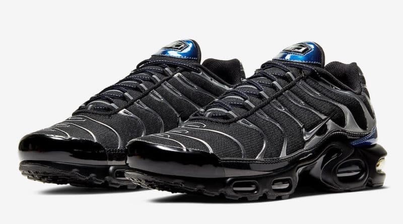 Tenisky Nike Air Max Plus Black Metallic CW2646-001