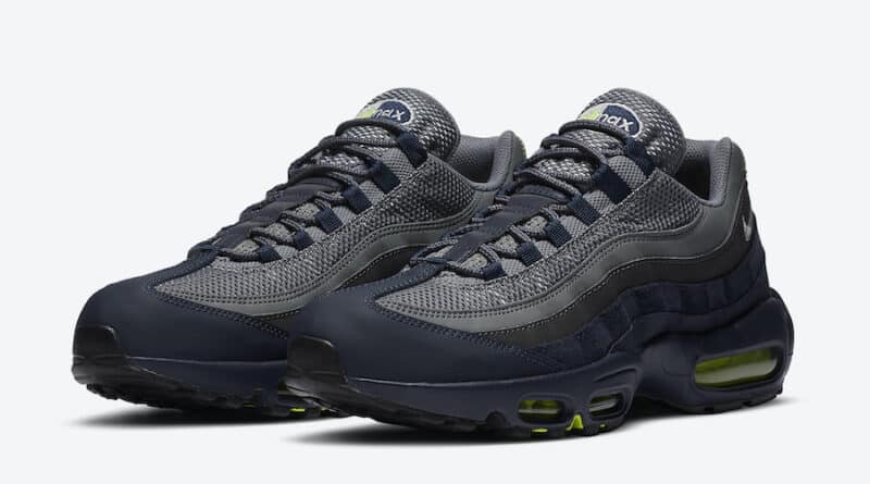 Tenisky Nike Air Max 95 Midnight Navy DA1504-400