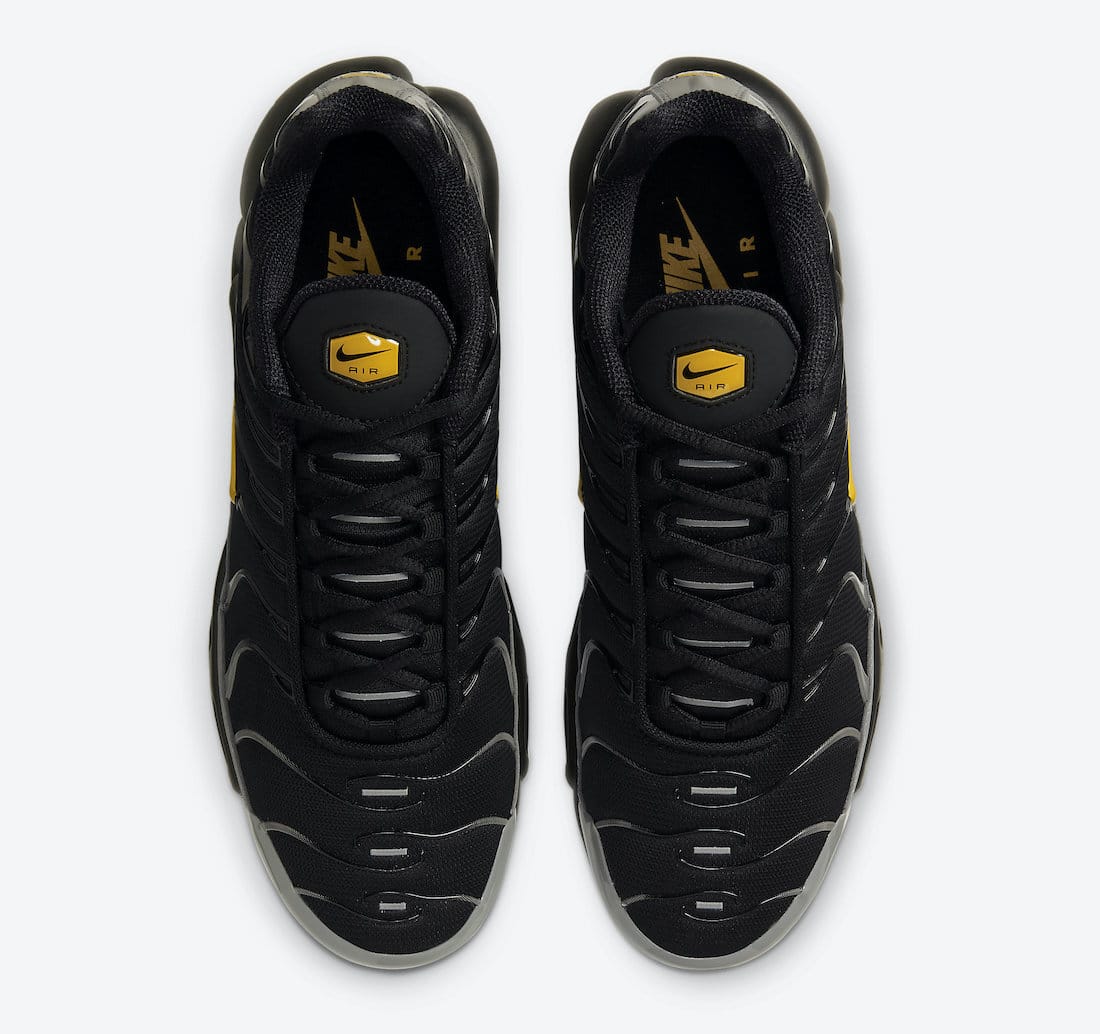 Pánské černé a šedé tenisky Nike Air Max Plus Batman Black Grey Yellow DC0956-001 nízké sportovní boty a obuv Nike