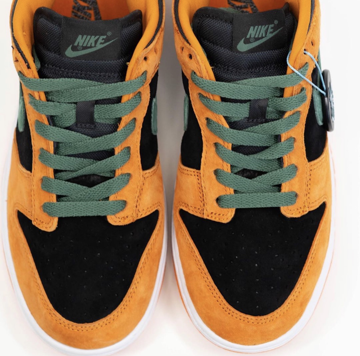Pánské černé a oranžové tenisky Nike Dunk Low SP Black/Ceramic-Nori DA1469-001 nízké semišové boty a obuv Nike