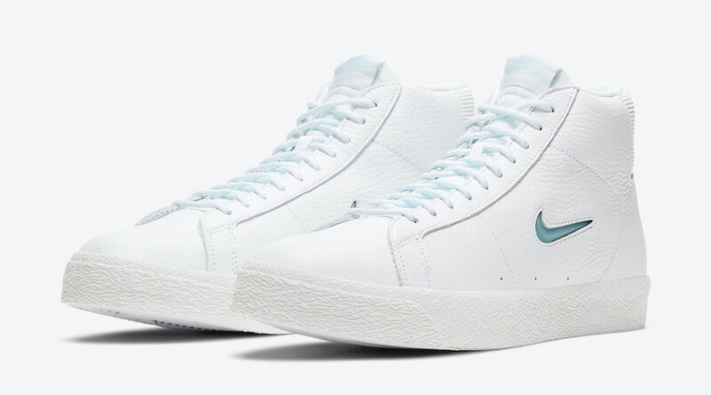 Pánské bílé tenisky Nike SB Zoom Blazer Mid Premium White/Glacier Ice-White-Summit White CU5283-100 kožené vysoké boty a obuv Nike