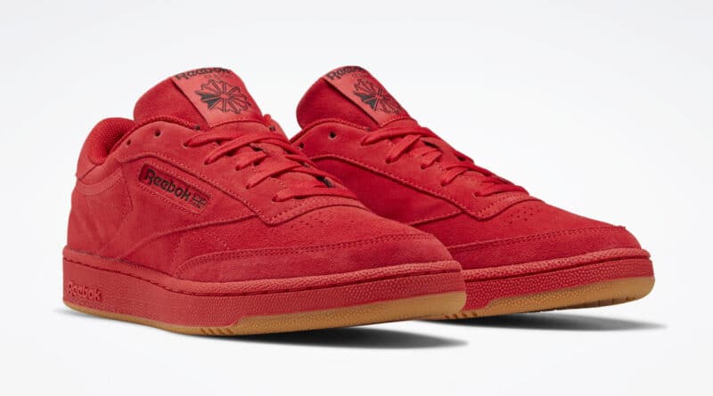 Pánské červené tenisky a boty Reebok Club C 85 Red Suede Vector Red/Black FW6629 semišové nízké botasky a obuv Reebok