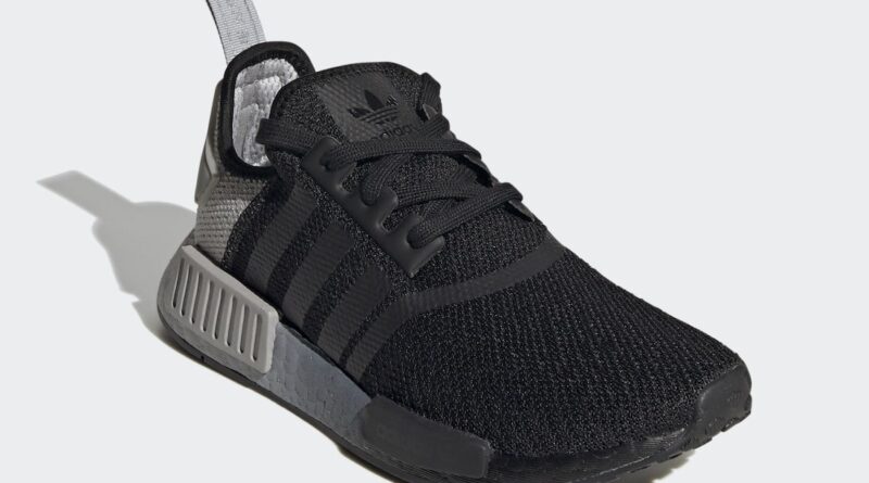 Dámské černé tenisky a boty adidas NMD R1 Core Black/Core Black-Grey Two FV1791 nízké sportovní botasky a obuv adidas