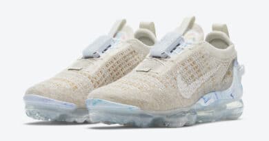 Dámské krémové tenisky a boty Nike Air VaporMax 2020 WMNS Oatmeal/White-Light Bone-Hydrogen Blue CT1933-100 běžecké botasky a obuv Nike