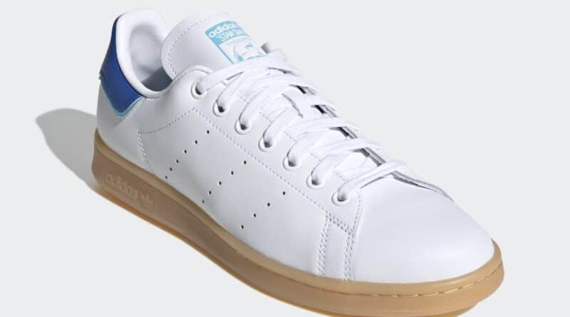 Pánské bílé tenisky a boty adidas Stan Smith Blue Heels Cloud White/Blue-Gum FU9600 kožené nízké botasky a obuv adidas