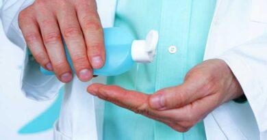 Nebezpečí antibakteriálních mýdel a čisticích prostředků