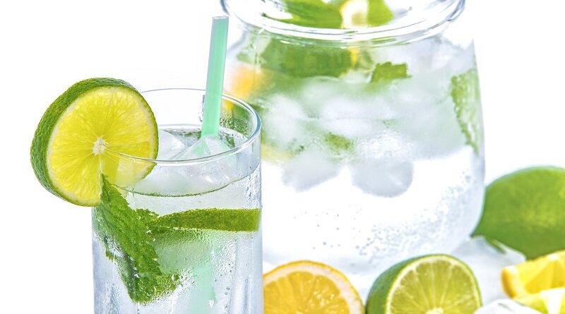 Jak citronová voda řeší zdravotní problémy místo pilulek