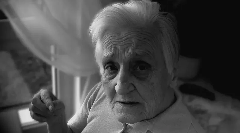 Stařecká demence: Příznaky, příčiny a léčba